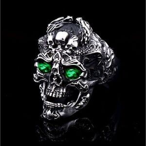 Brand New Silver Green Eyes Skulls Heads Ring Adjustable Size